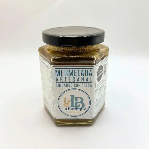 [00025] Rhubarb and strawberry jam